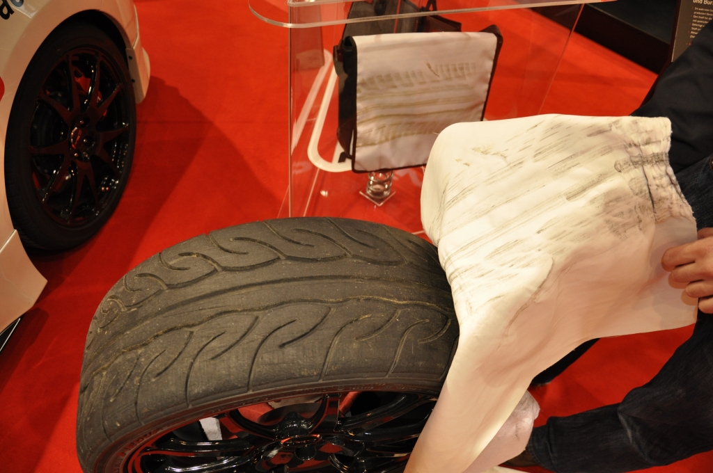 Essen Motor Show 2012: Koni startet Sonderaktion und Gewinnspiel zur Tuning Messe