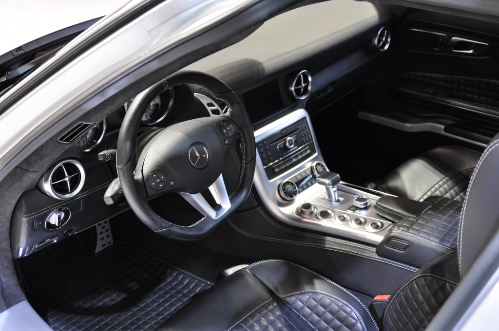 Essen Motor Show 2012: Lustwandeln im Veredler Olymp