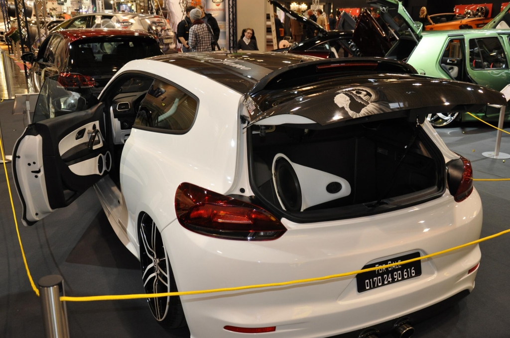 Essen Motor Show 2012: Straßensportler und Rennwagen