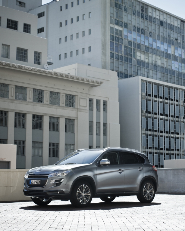Fahrbericht Peugeot 4008: Eleganz für Straße und Gelände