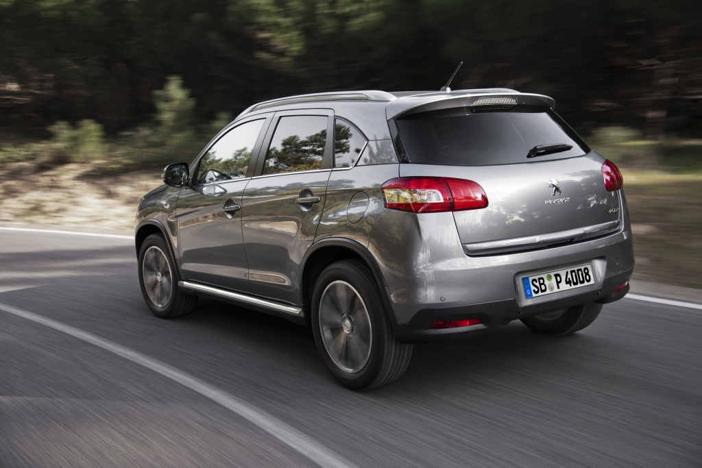 Fahrbericht Peugeot 4008: Eleganz für Straße und Gelände