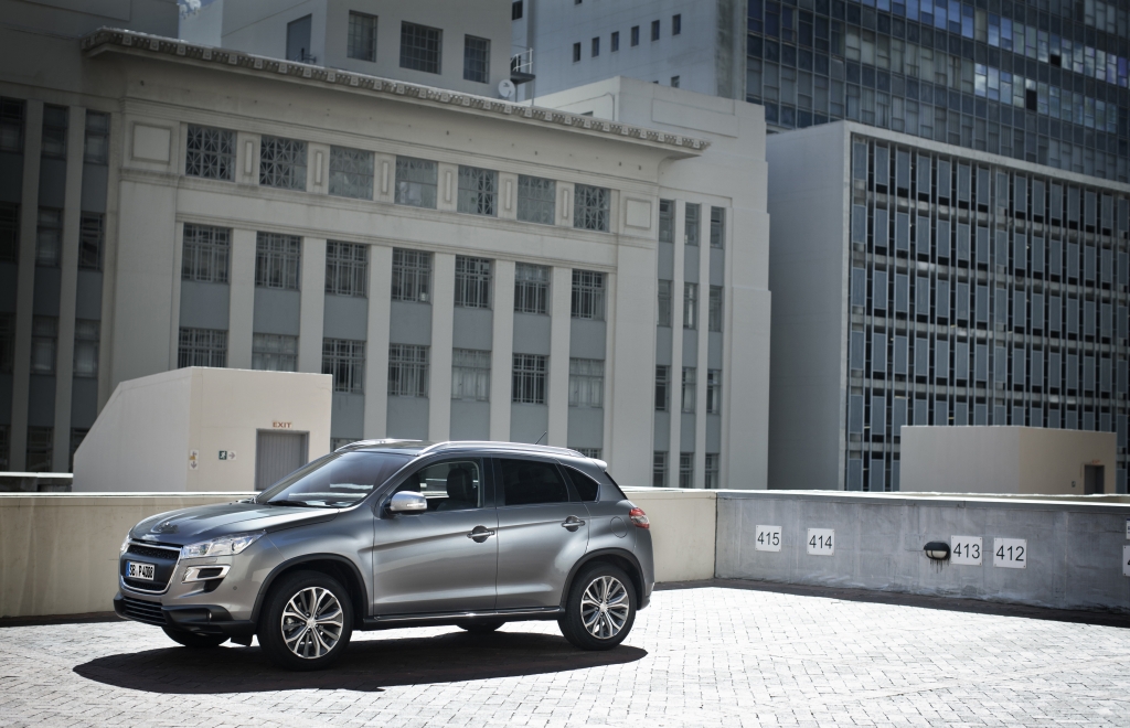Fahrbericht Peugeot 4008: Eleganz für Straße und Gelände