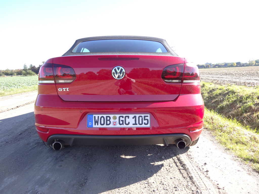 Fahrbericht Volkswagen Golf GTI Cabrio: Doppeltes Vergnügen