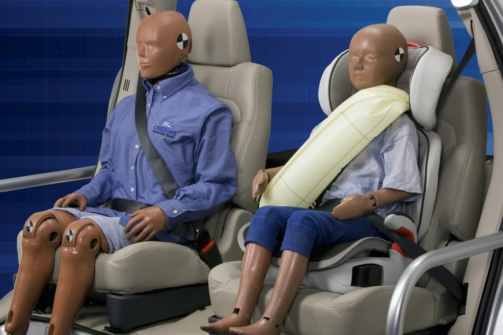 Ford setzt den Beltbag unter anderem im Mondeo ein