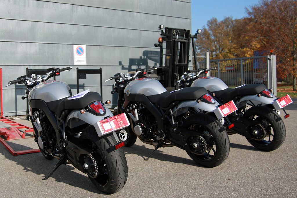 Horex liefert die ersten Motorräder aus