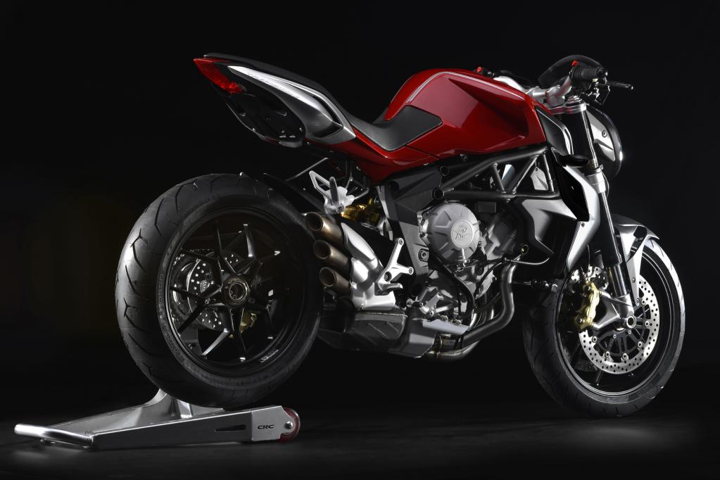 MV Agusta Brutale 800 steht in den Startlöchern