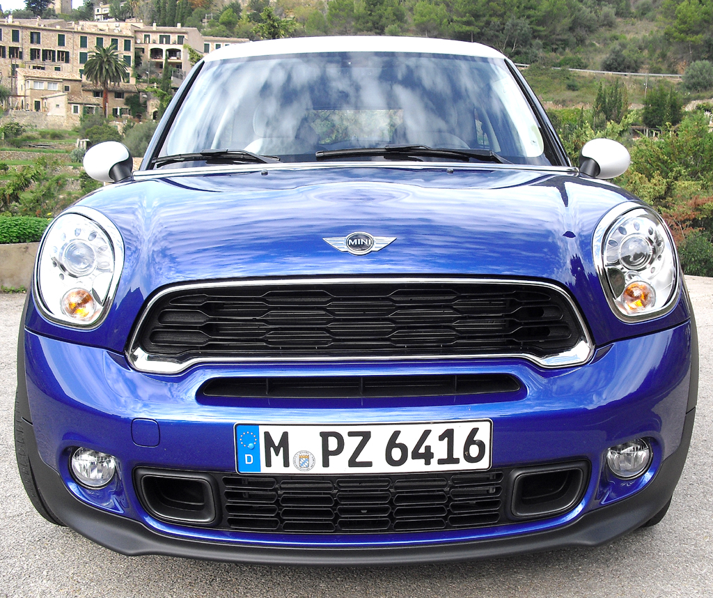 Mini Paceman: Blick auf die Frontpartie. 