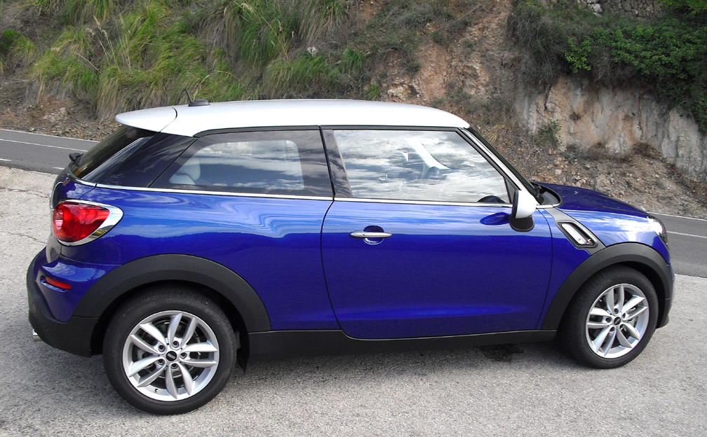 Mini Paceman: So sieht der viersitzige Dreitürer von der Seite aus. 