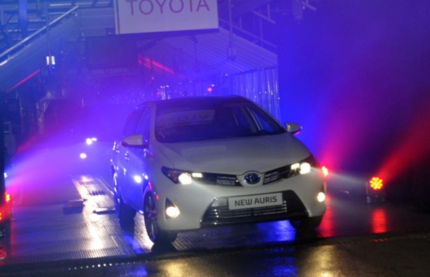 Neuer Toyota Auris - Als Trio gegen Golf und Co.