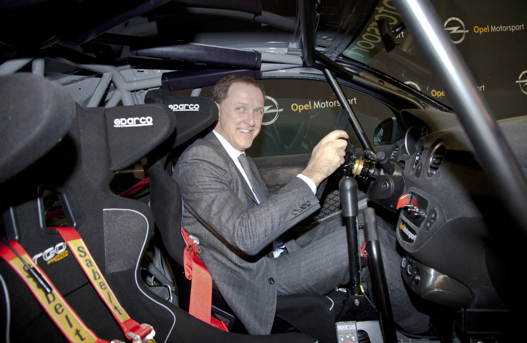 Opel kehrt in den Motorsport zurück