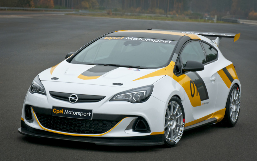 Opel kehrt in den Motorsport zurück