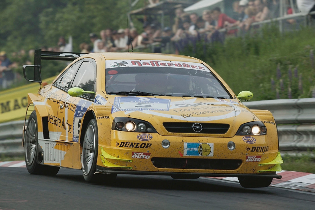 Opel kehrt in den Motorsport zurück