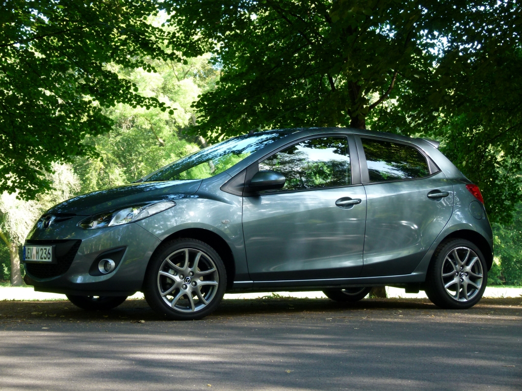 Test Mazda2 Edition 40 Jahre - Schnäppchen zum Geburtstag