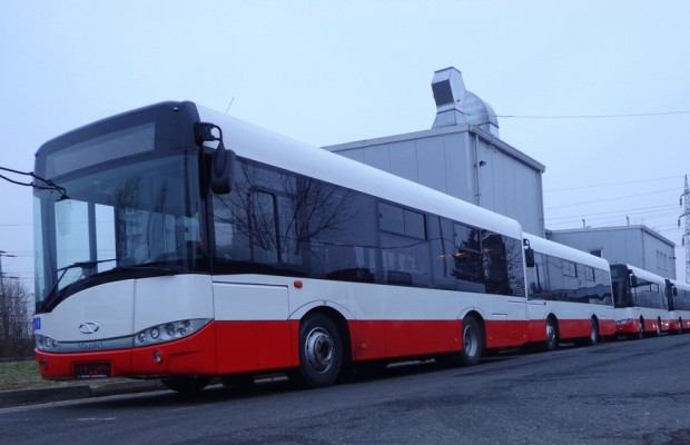 40 Solaris Urbino 8.9 für Prag