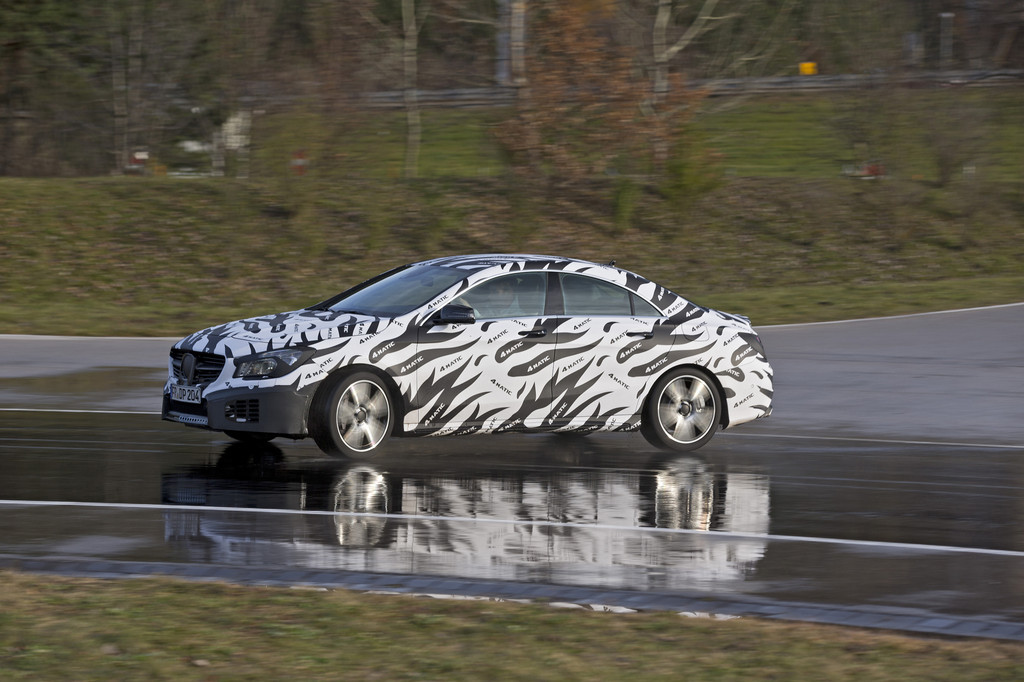 Allradantrieb auch für die kompakten Mercedes-Benz-Modelle