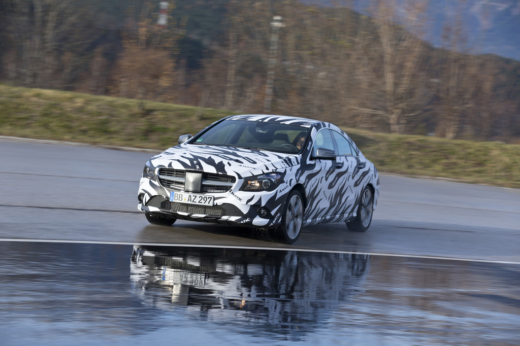 Allradantrieb auch für die kompakten Mercedes-Benz-Modelle