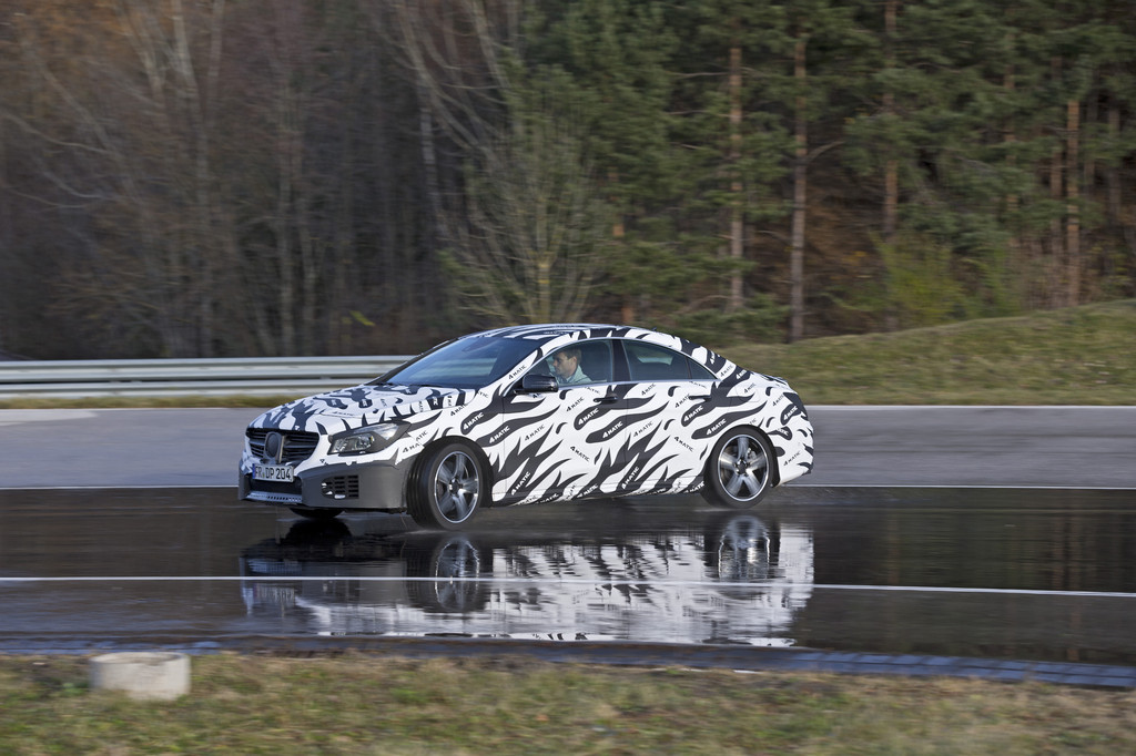 Allradantrieb auch für die kompakten Mercedes-Benz-Modelle