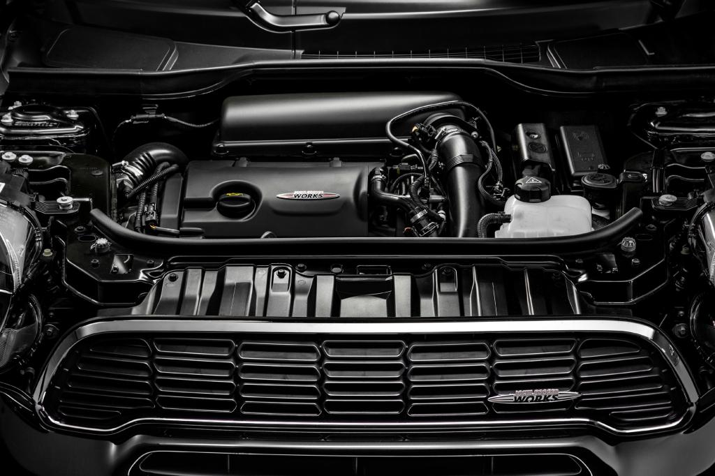Als Antrieb dient ein 1,6-Liter-Turbobenziner mit 218 PS