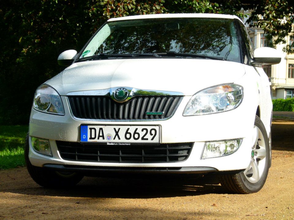 Autofarben 2012: Weiß ist das neue Schwarz  