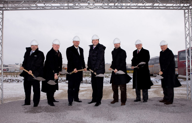 BMW erweitert Werk Dingolfing