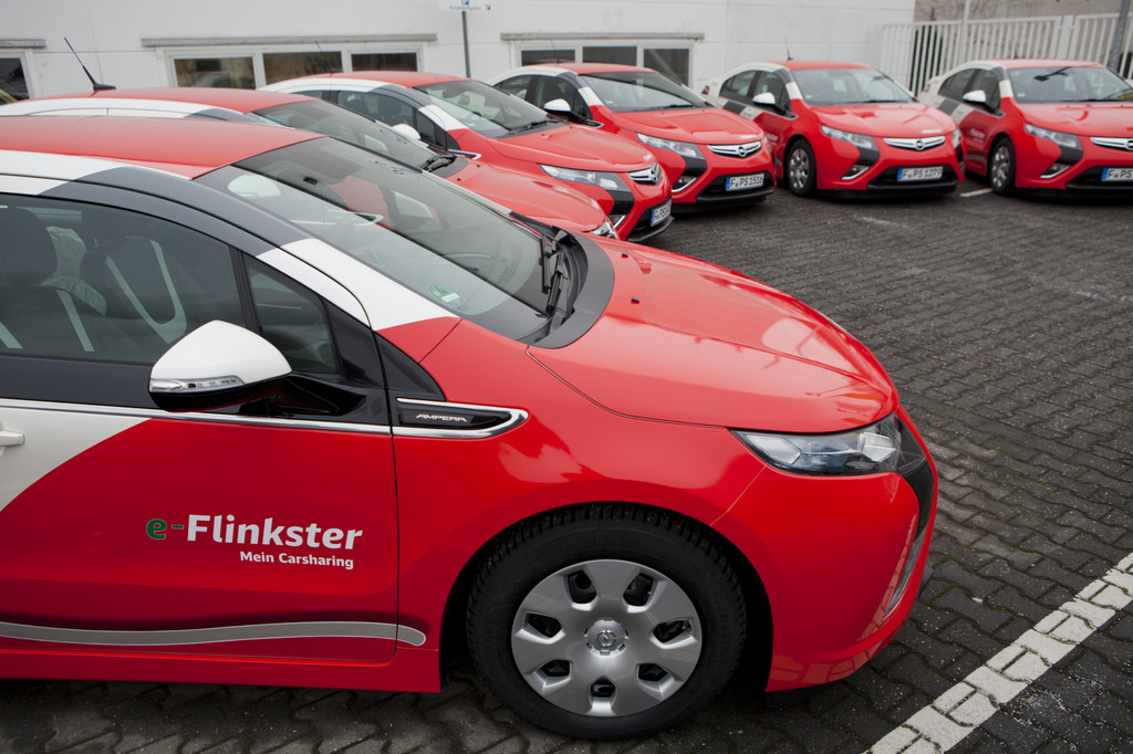 Bahn setzt auf Opel Ampera