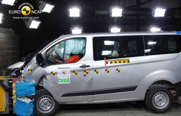 Crashtest: Ford Transit Custom als einziger mit fünf Sternen