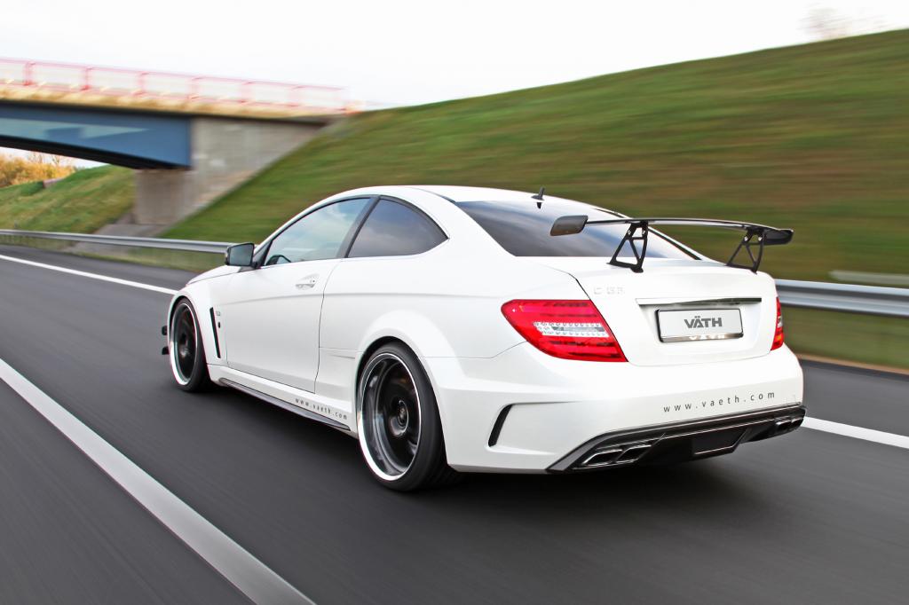 Der Kraftsportler V63 Supercharged Black Series kommt dank eines neuen Kompressorsystems auf viel Leistung