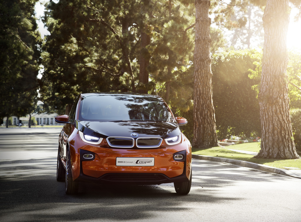 Detroit 2013: BMW präsentiert i3 Concept Coupé.
