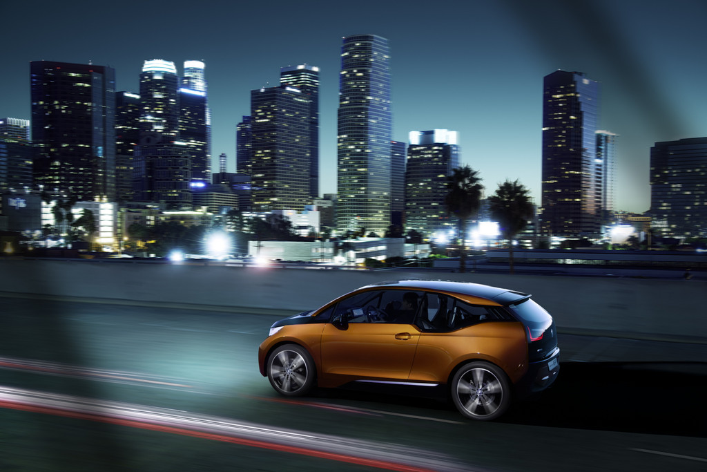 Detroit 2013: BMW präsentiert i3 Concept Coupé.