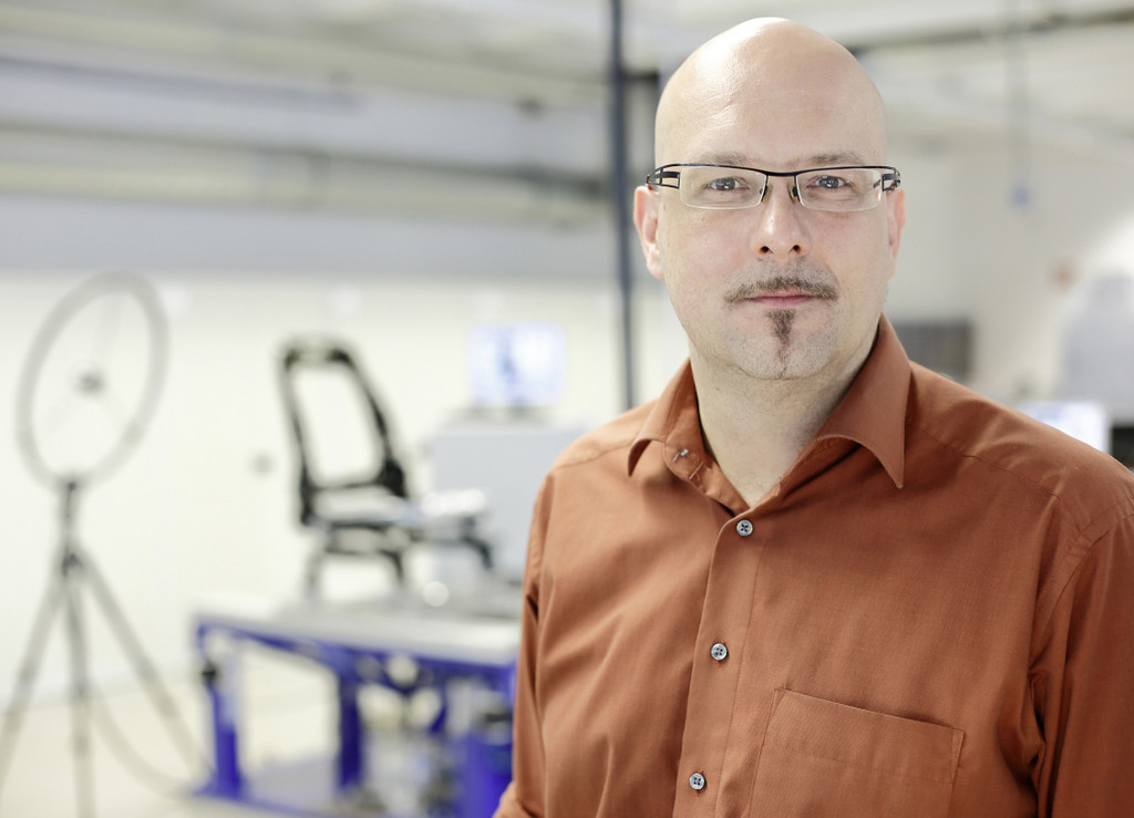 Johnson Controls hört Autositze ab