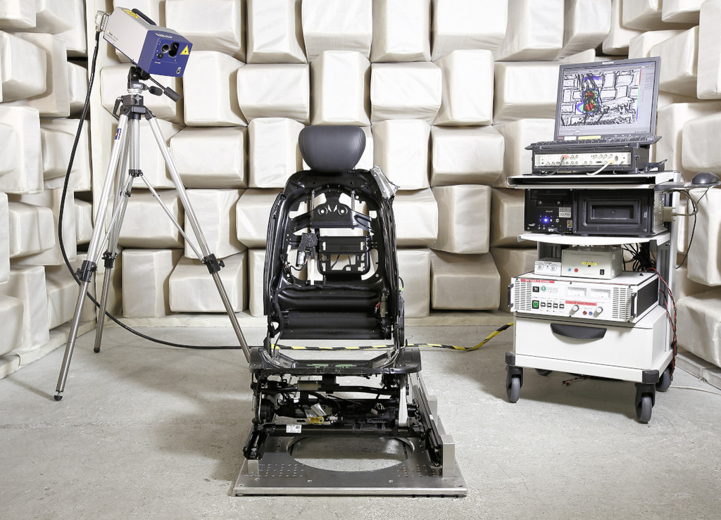 Johnson Controls hört Autositze ab