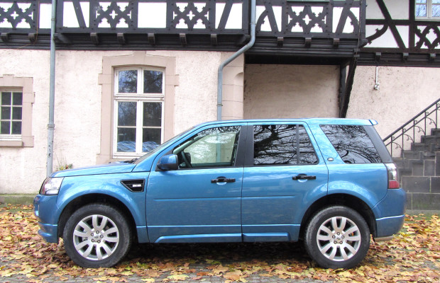 Land Rover setzt auch bei überarbeitetem Freelander künftig noch mehr auf Premium