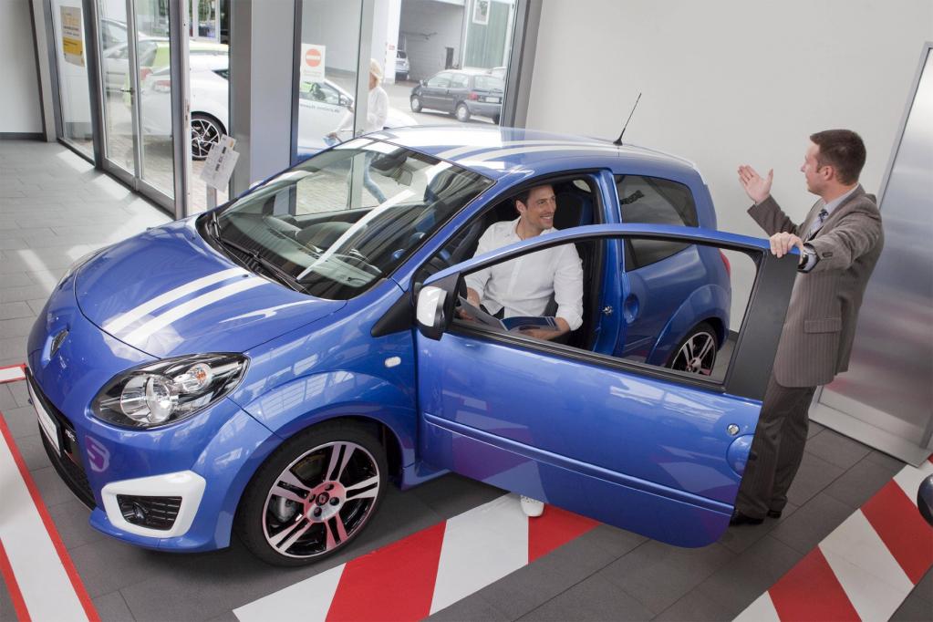 Männer folgen beim Autokauf dem Trend zur Verkleinerung
