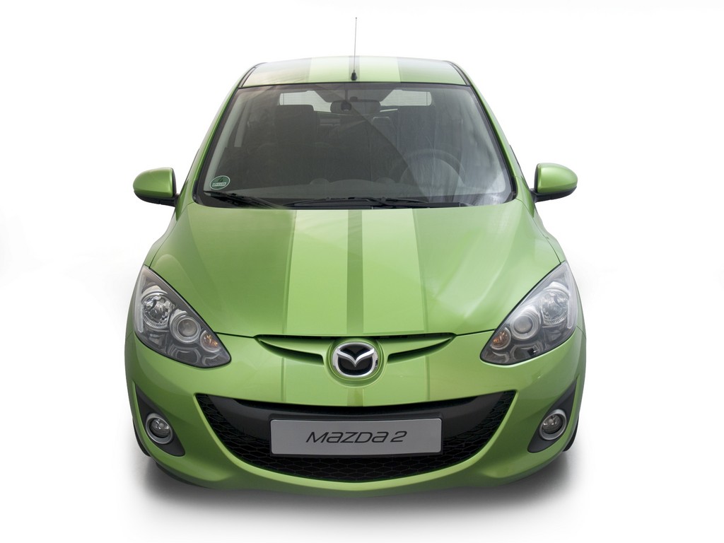Mazda bietet Foliendesign für den Mazda2