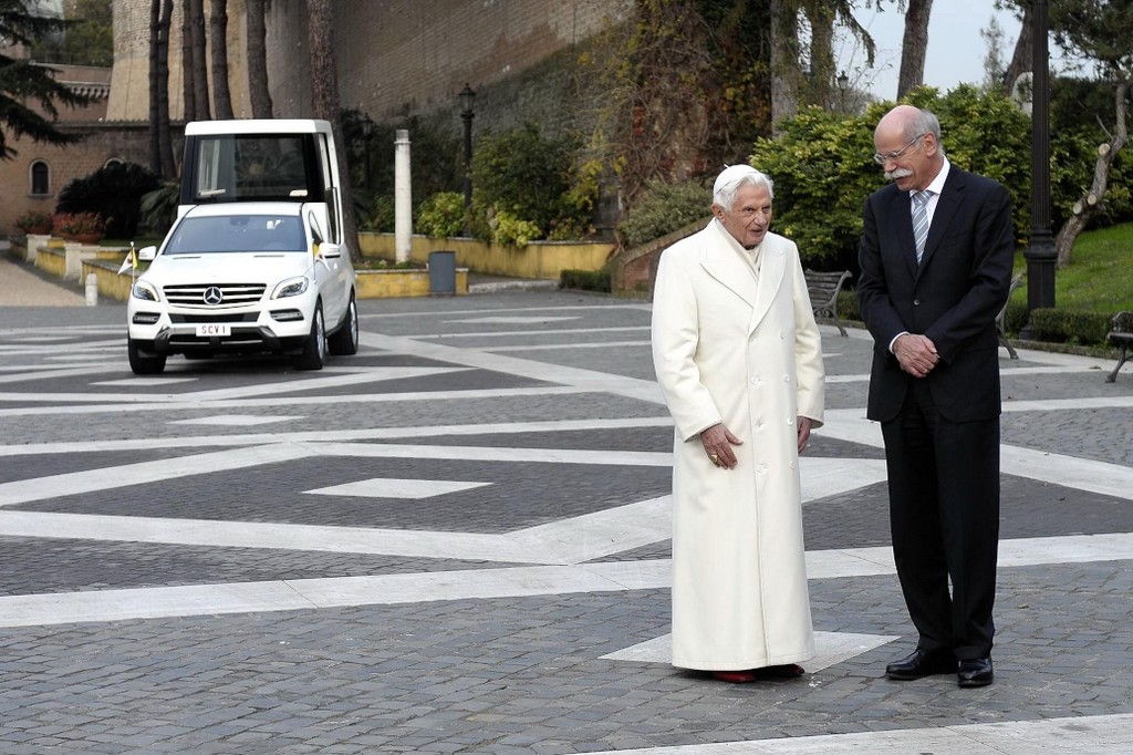 Mercedes-Benz M-Klasse für den Papst