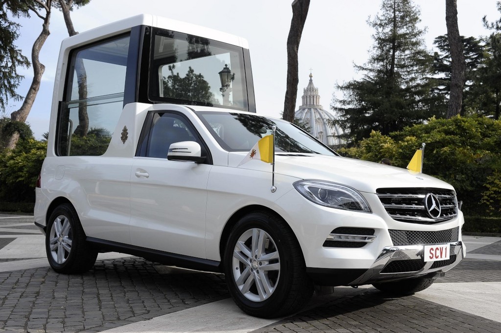 Mercedes-Benz M-Klasse für den Papst