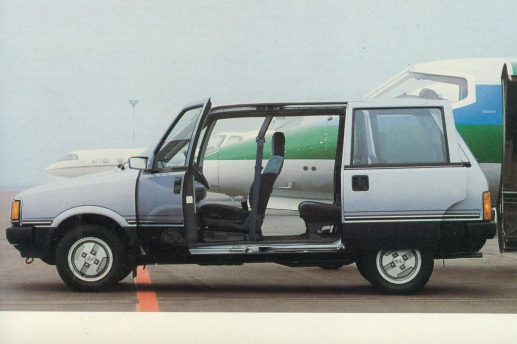 NissanPrairieAb1982