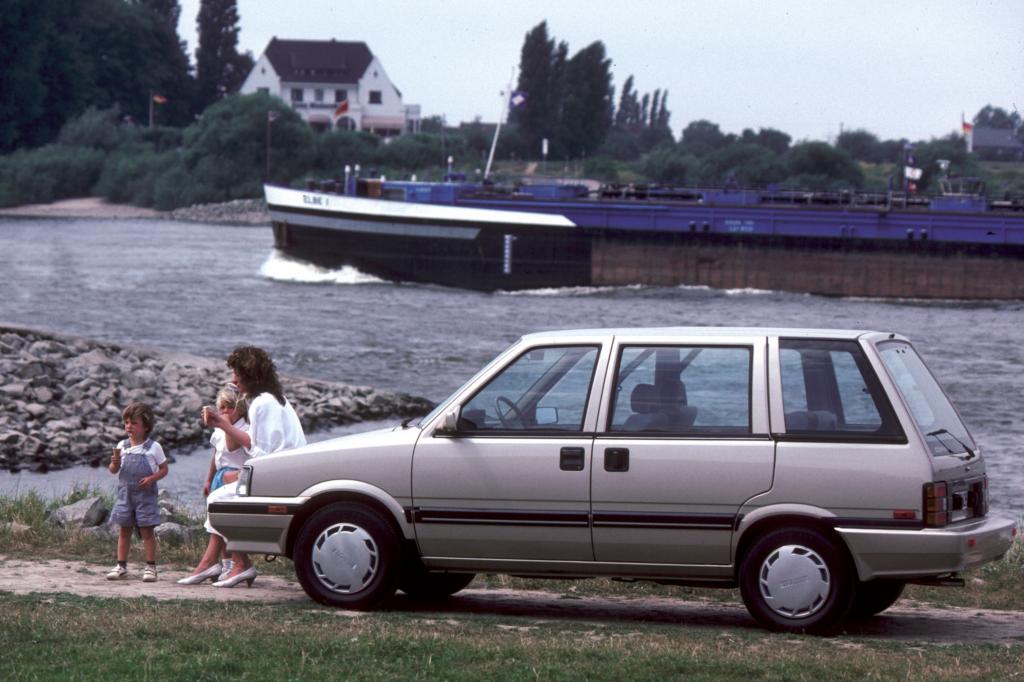 NissanPrairieAb1987