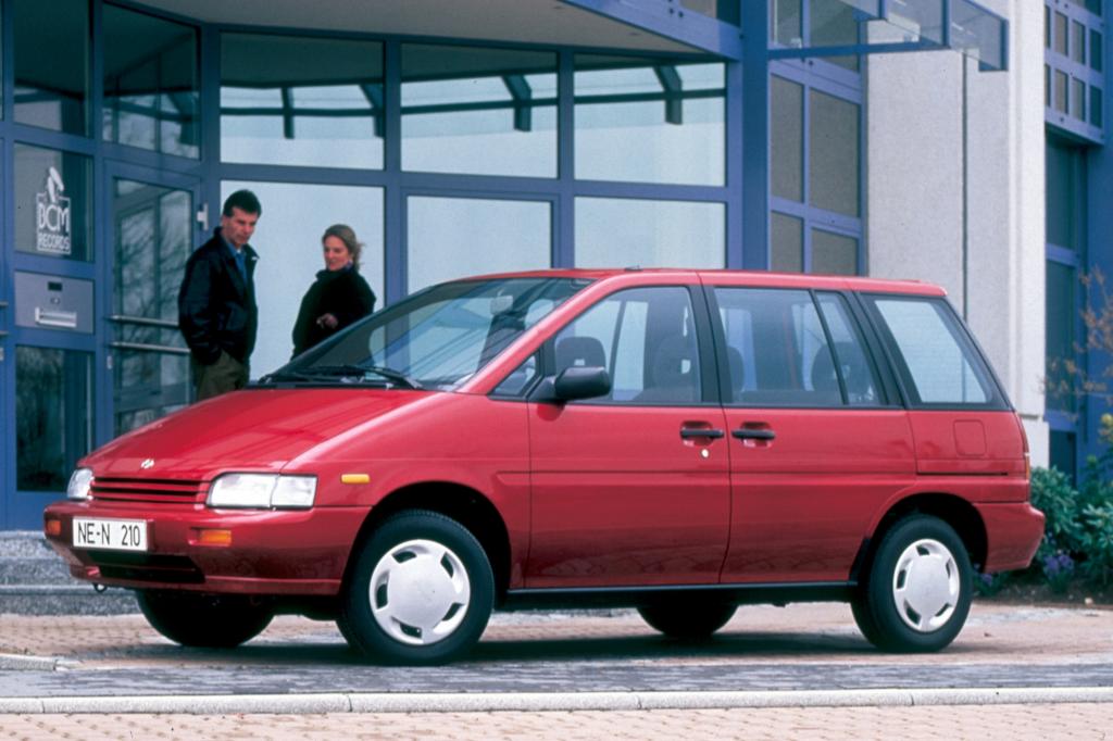 NissanPrairieProAb1988