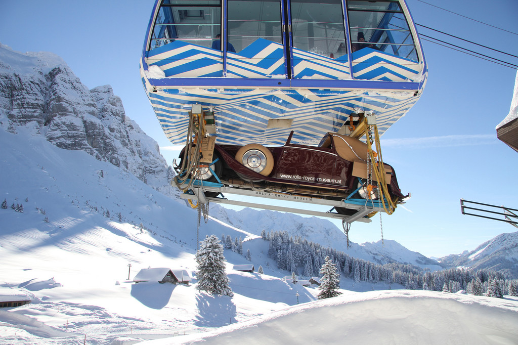 Rolls-Royce zeigt Phantom 2 auf dem Säntis-Gipfel