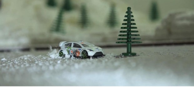 Snowkhana One - Ford wünscht Frohe Weihnachten - Bild: Ford