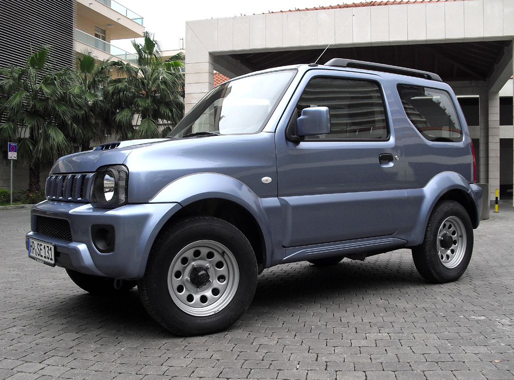 Suzuki hat seinen Jimny dezent verjüngt. 