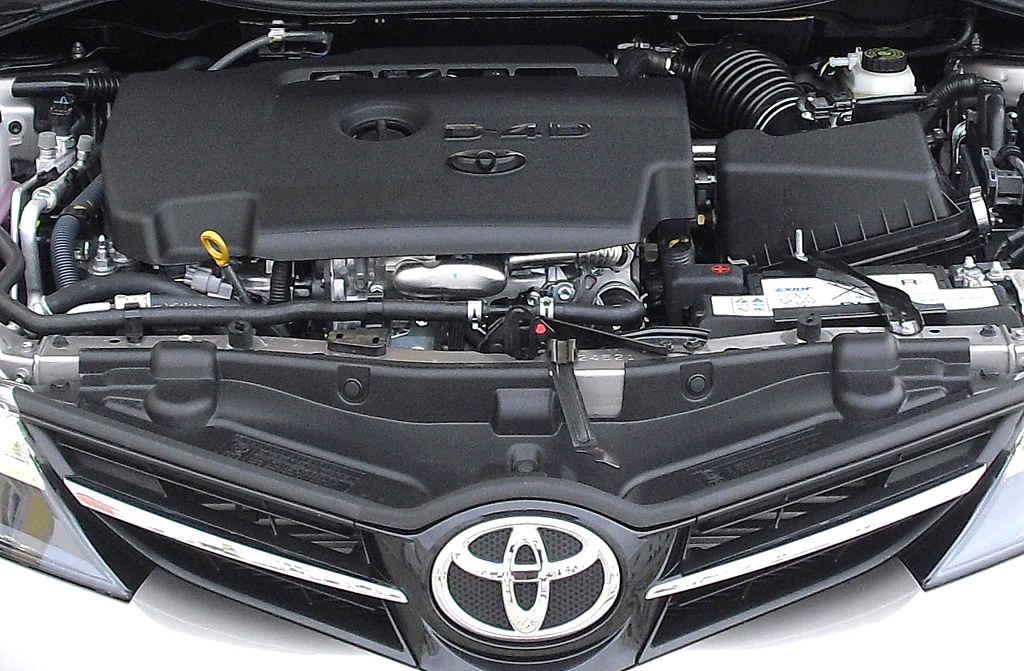 Toyota Auris: Blick unter die Haube, hier beim ... 