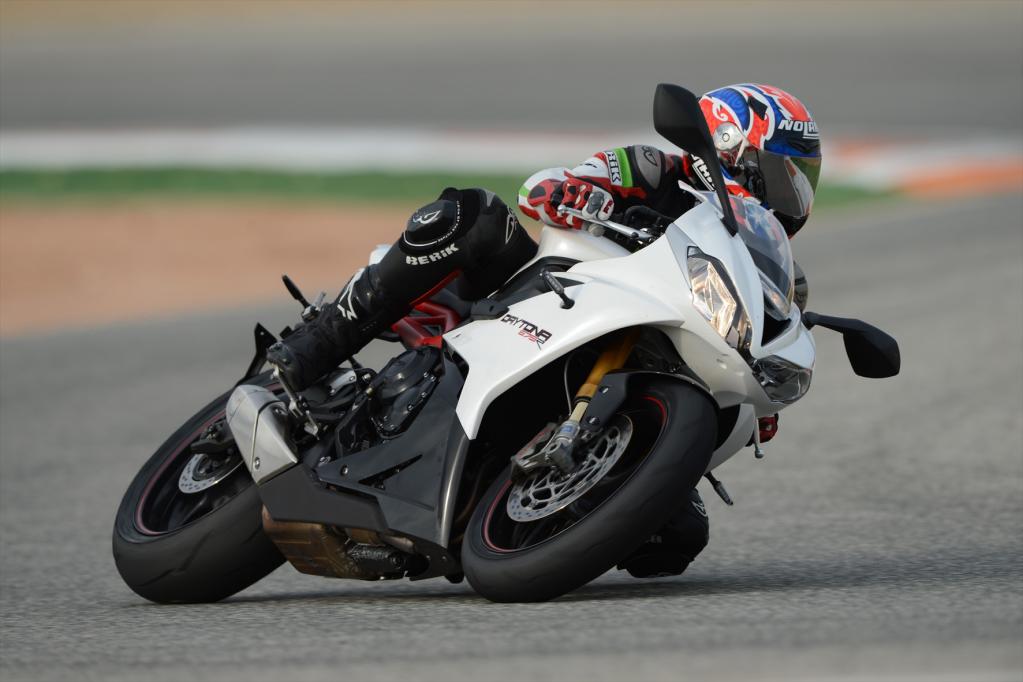 Triumph Daytona 675R: Triple-Freuden für Sportsfreunde