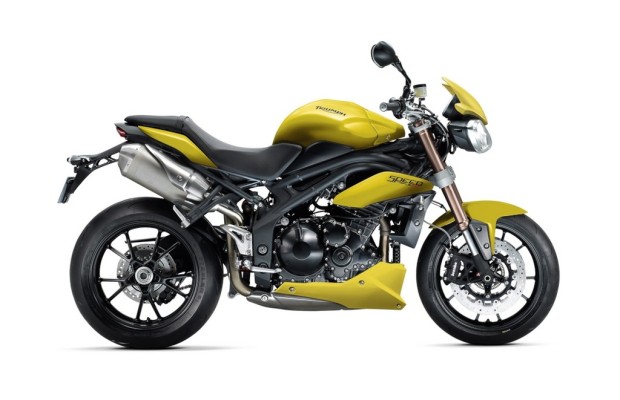 Triumph spendiert Zubehör im Wert von 765 Euro
