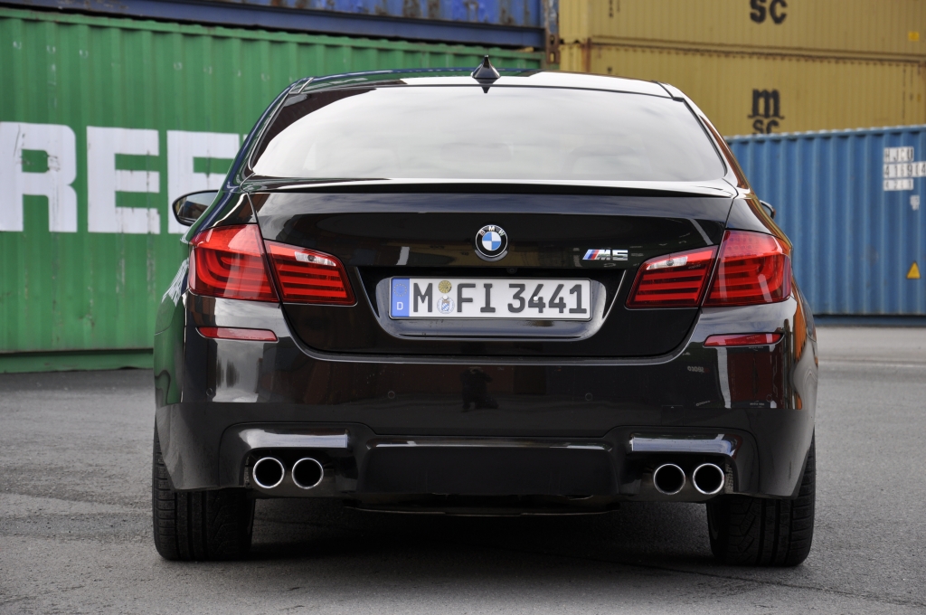 Vergleich BMW M5, Jaguar XF-R und Nissan GT-R - Wehe wenn sie losgelassen