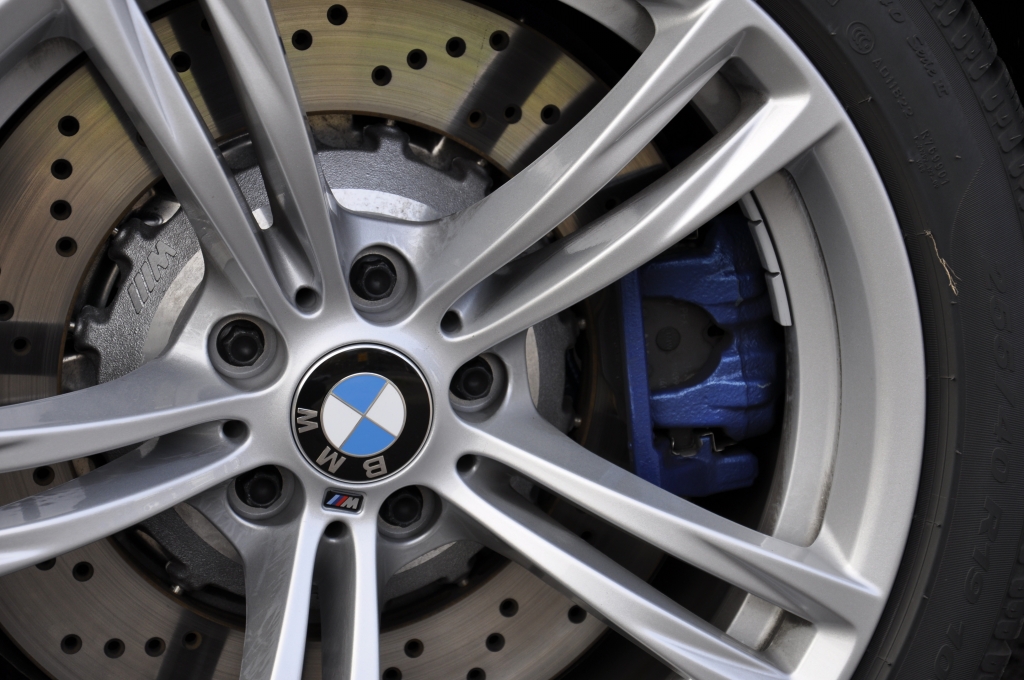Vergleich BMW M5, Jaguar XF-R und Nissan GT-R - Wehe wenn sie losgelassen