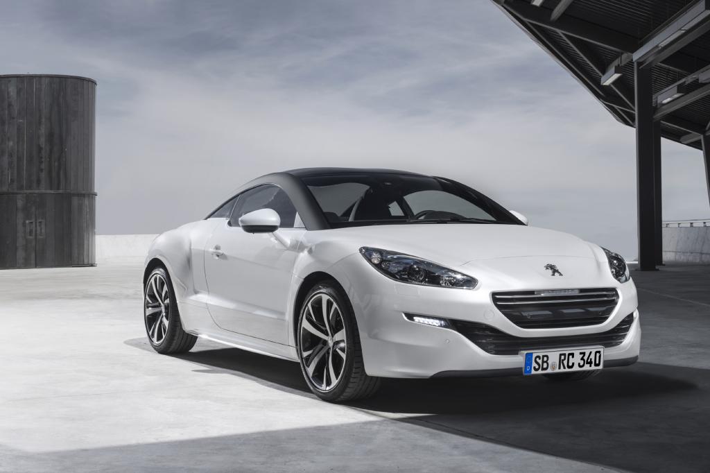 Ab 23. Februar ist das Sportcoupé an einer neuen Frontpartie zu erkennen
