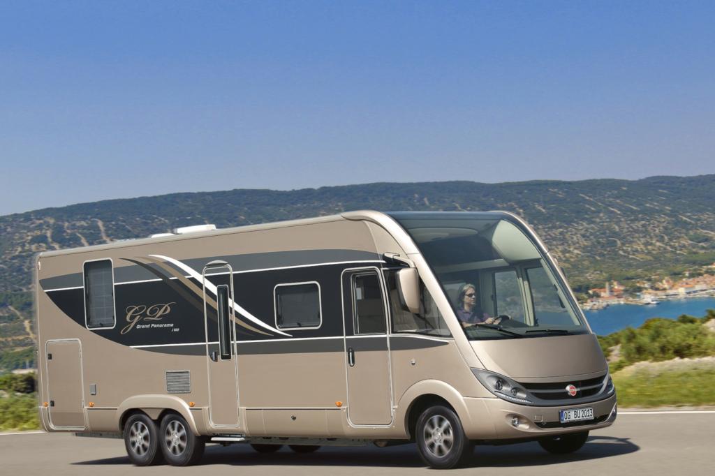 Bürstner bringt das neue Oberklasse-Reisemobil Grand Panorama I 915 G mit nach Stuttgart