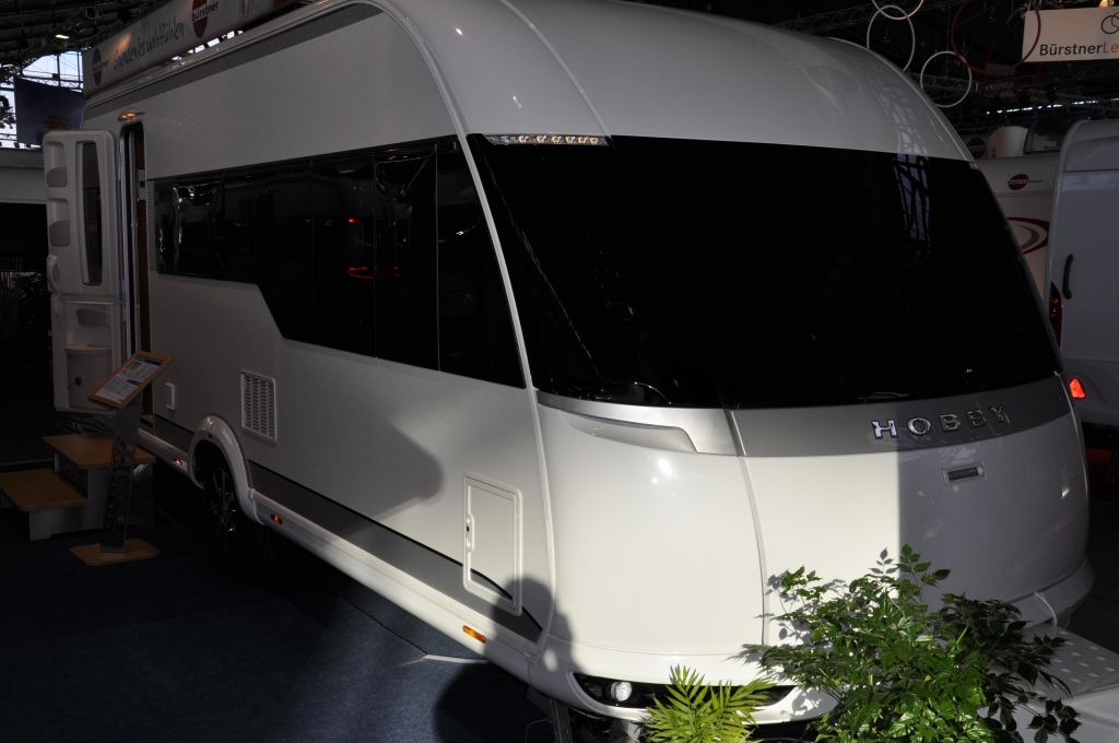 CMT Stuttgart 2013: Caravans – Flaggschiffe und praktische Wohnanhänger
